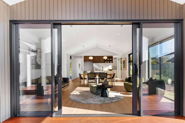 34 Greenway Crescent Richmond_8