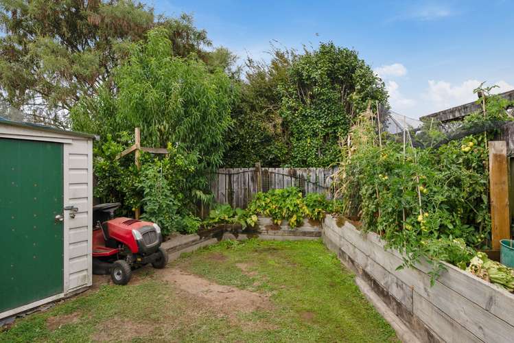 11 Blomfield Street Pukehangi_12