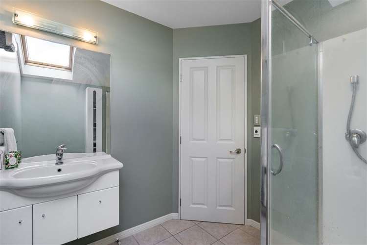 25 Longspur Avenue Wigram_11