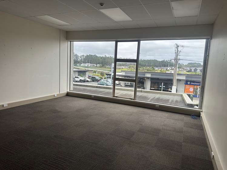 1/326 Main  Road Huapai_2