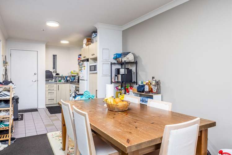 2F/15 Minnie Street Eden Terrace_6