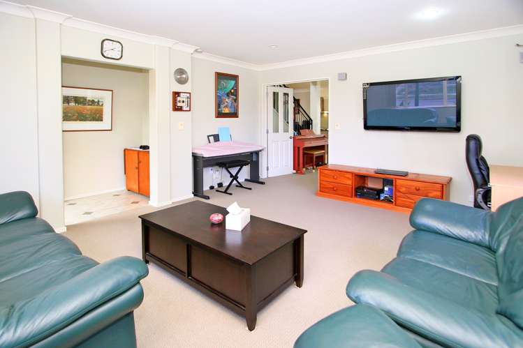 79 Baverstock Road Flat Bush_2