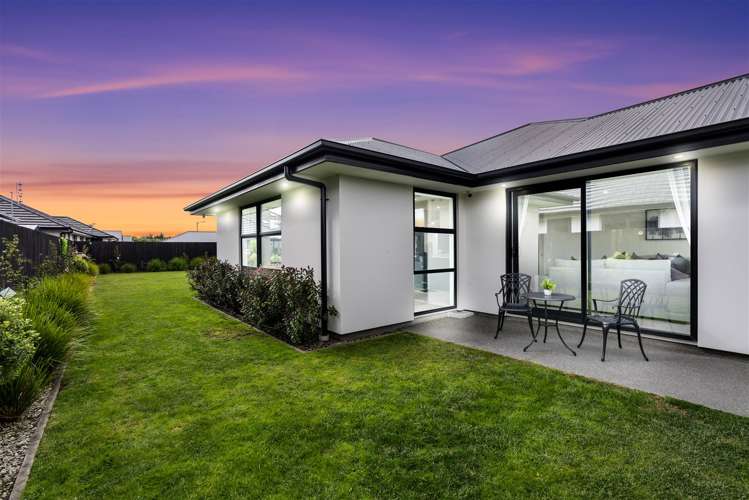 69 Southfield Drive Lincoln_6