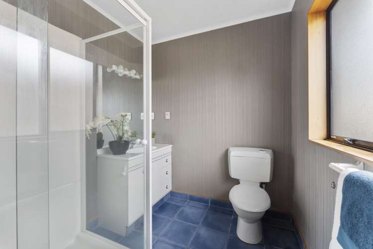 9 Konini Grove Raumati Beach_7