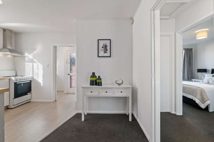 1/6 Randolph Street Woolston_11