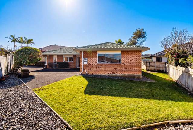 6 Vivaldi Place Mt Roskill_2
