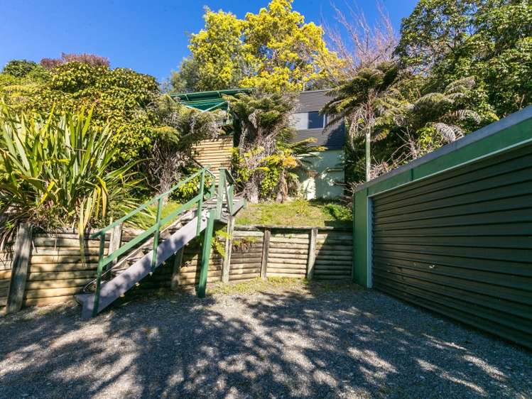 23 Lawrence Road Kenepuru Sound_13