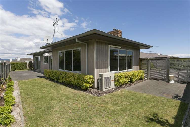 10 March Brown Place Nukuhau_9