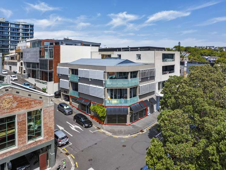 GA and GB/20 Centre Street_0