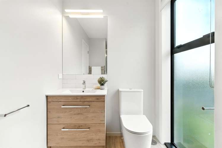 20/1460 Cameron Road Greerton_10