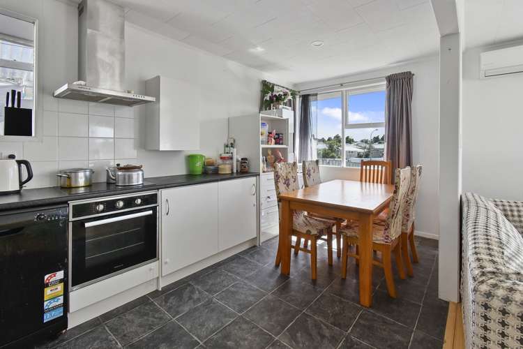 19 Swallow Drive Manurewa_10