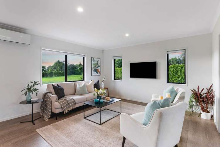 4 Armstrong Way Waiuku_8