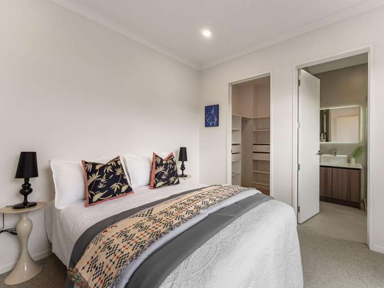 29 CATALINA AVENUE Rosehill_10