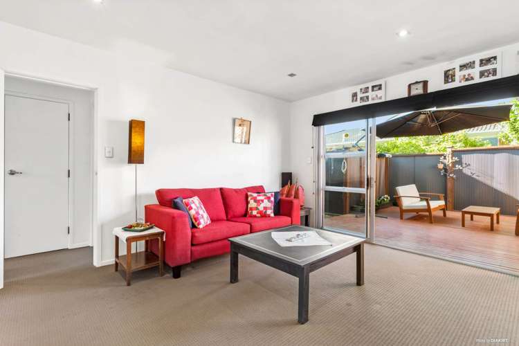 3/17a Church Street Devonport_8