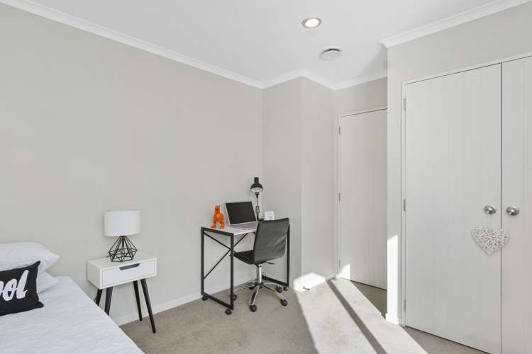 14 Annandale Drive Pyes Pa_13