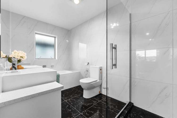 6 Cahir Place Flat Bush_26