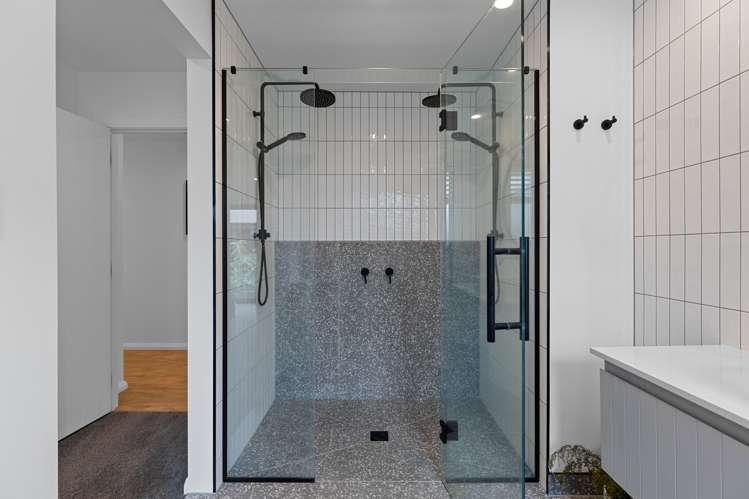 43 Coutts Way Fitzherbert_24