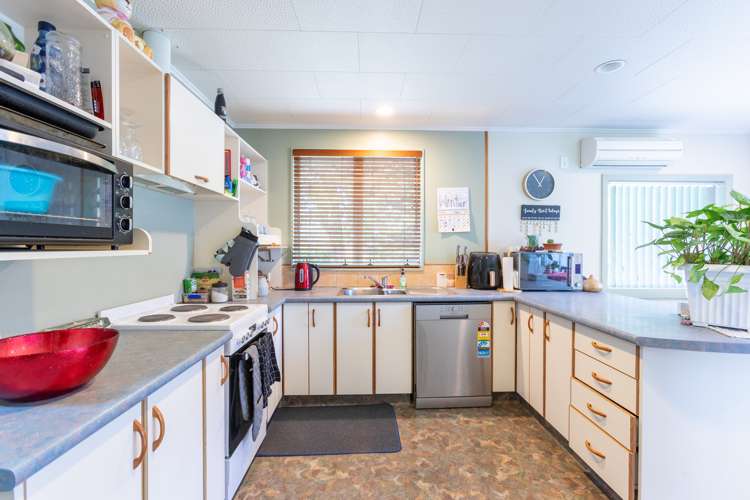 148 Adelaide Road Dannevirke_5