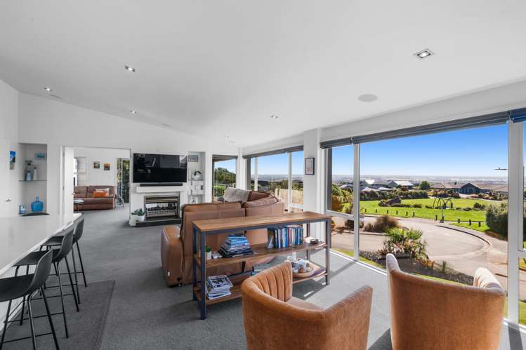 10 Quarry Hill Terrace Kennedys Bush_4