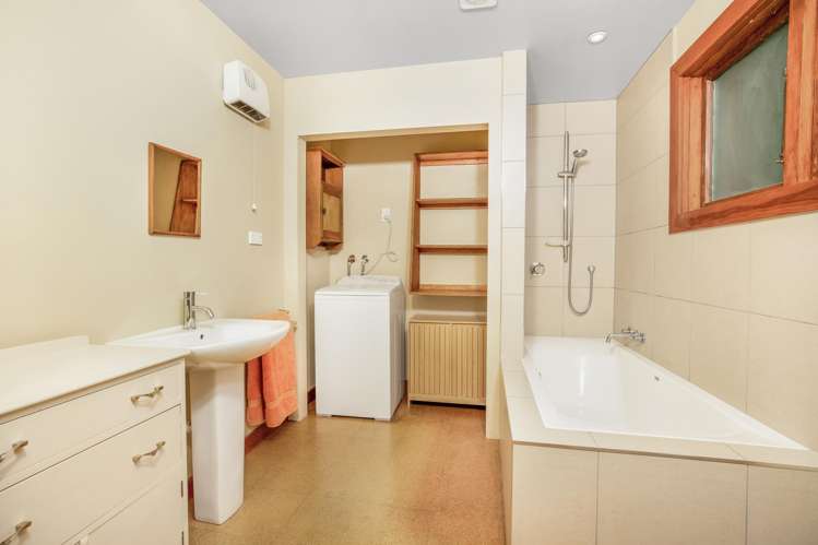 10 Bridge Street Clyde Hill_13