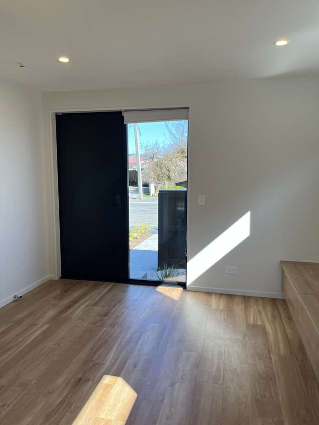 11 Marcroft Street Woolston_3