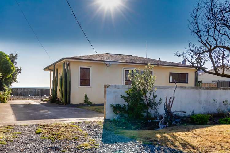 21 Clifton Road Haumoana_0