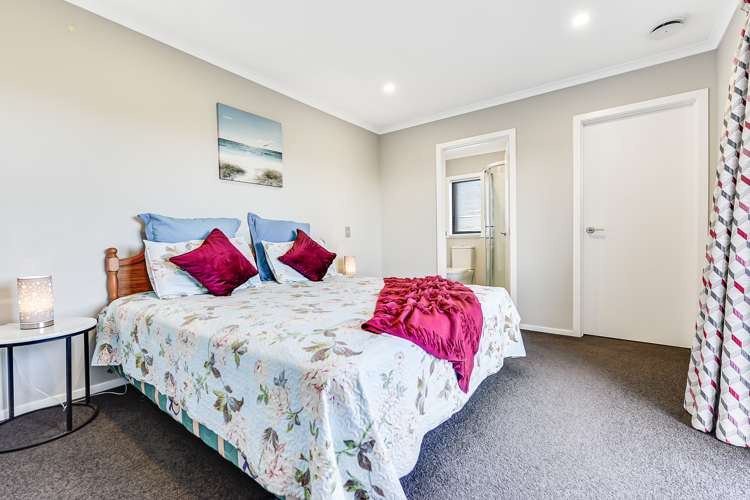 18 Capper Crescent Chartwell_21