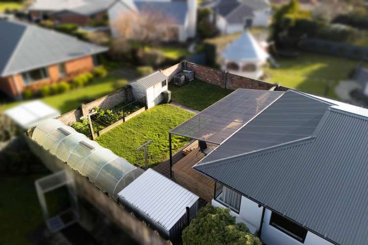 708 Queens Drive Waikiwi_31