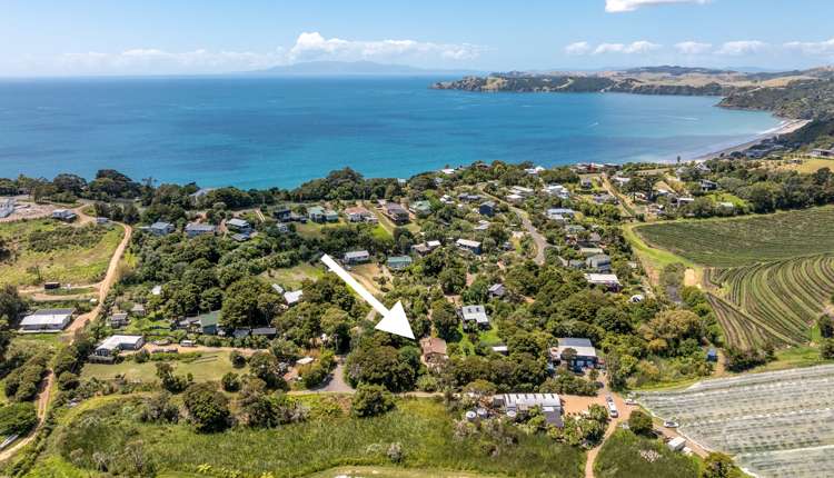 21 Te Makiri Road Onetangi_21