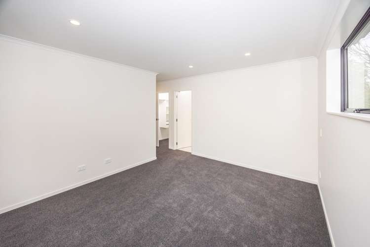 2/40A Exeter Street Glenview_22