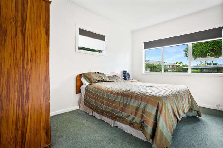 42 Yeovil Road Te Atatu Peninsula_12