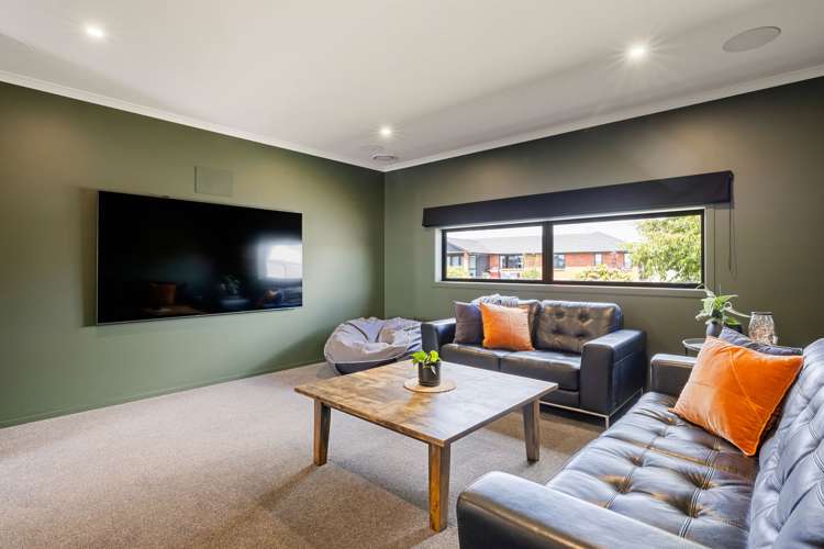 14 Artistic Avenue Leamington_12