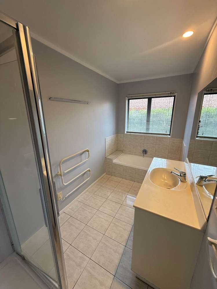 3 Jan Higgins Place Golflands_14