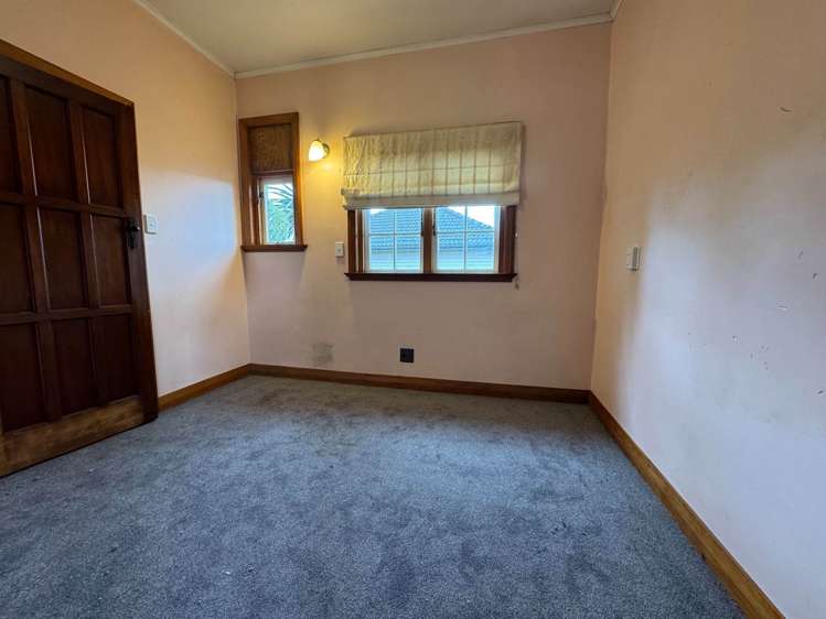 293 Massey Road Mangere East_8