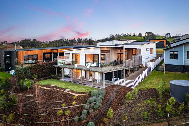 33 Laly Haddon Place Matakana_25