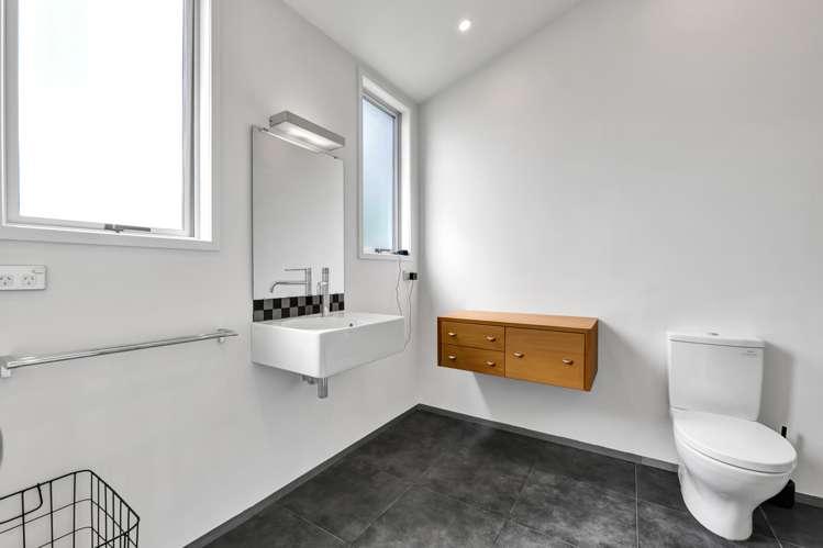 129 Richmond Road Waitara_26