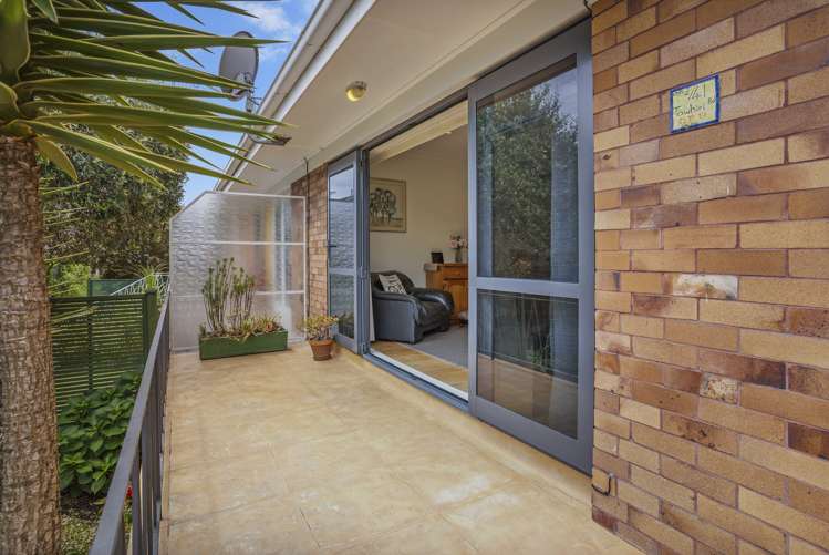 2/41 Tawhiri Road One Tree Hill_15
