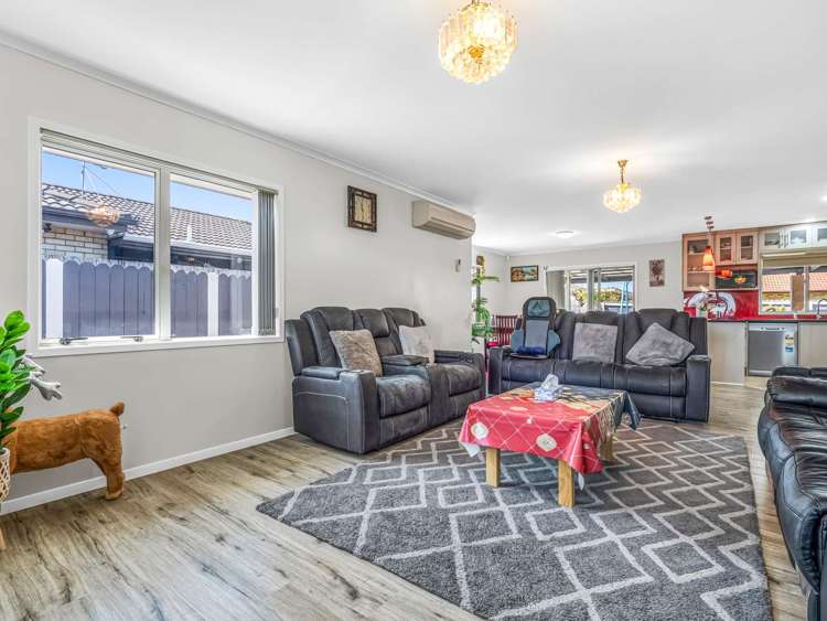 526 Massey Road Mangere_9