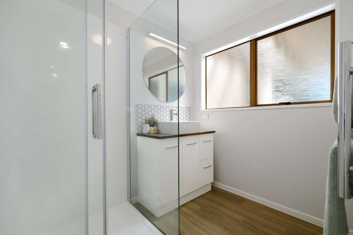 2/388 Devonport Road_4