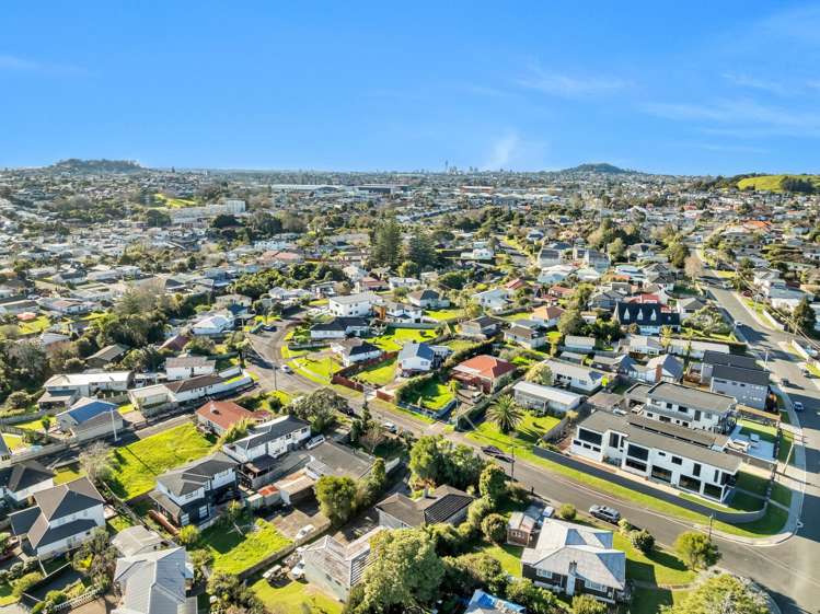 79 Boyce Avenue Mt Roskill_22
