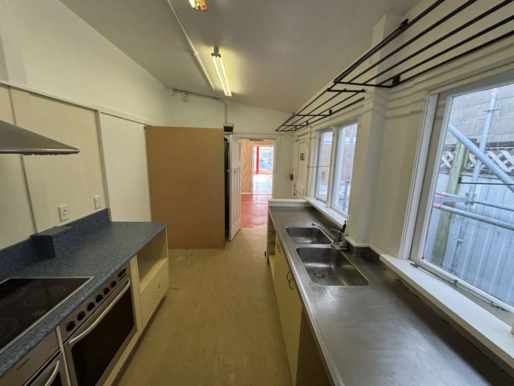 362-364 Jackson Street Petone_8