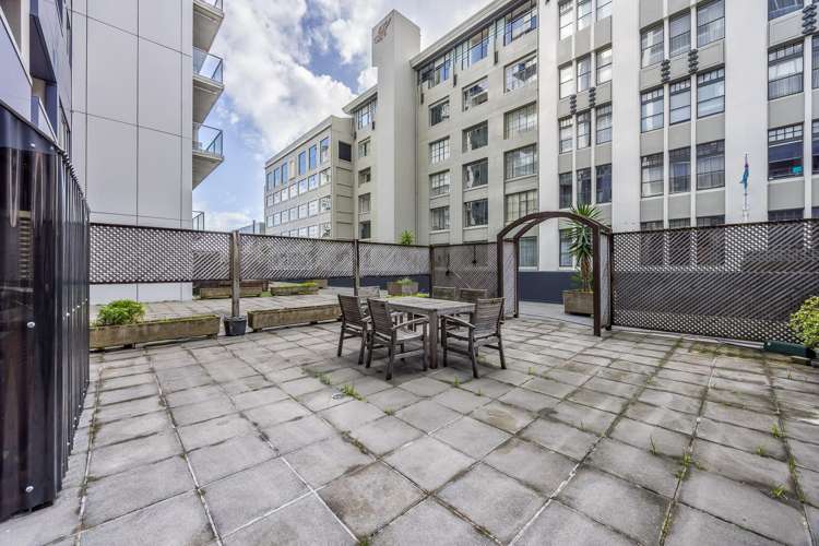 5/47g Hobson Street Auckland Central_16