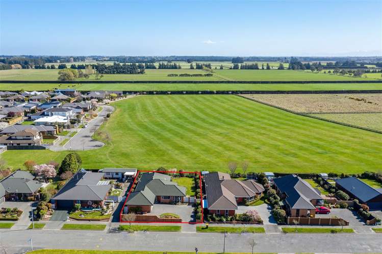 90 Roydon Drive Templeton_2