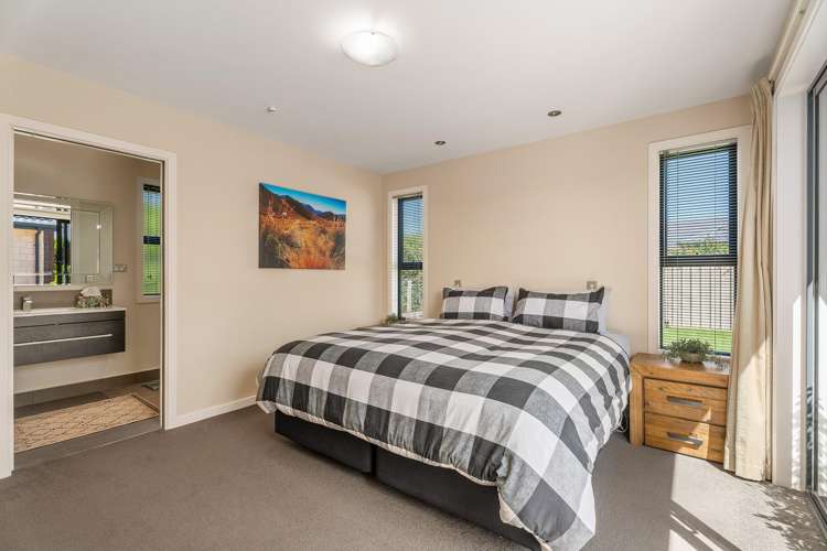 12 Ethereal Crescent Cromwell_23