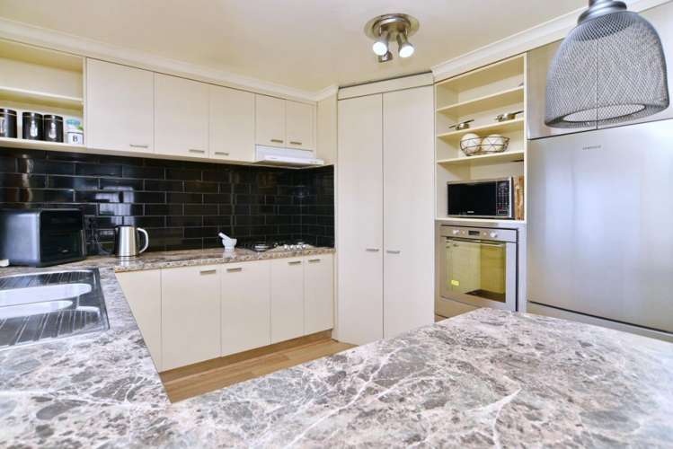 4 Stopforth Street Woodend_13