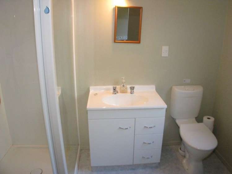 10 Logans Lane Kuaotunu_14