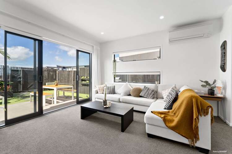 4/7 Scott Road Hobsonville_1