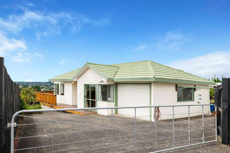1/204 Sturges Road Henderson_15