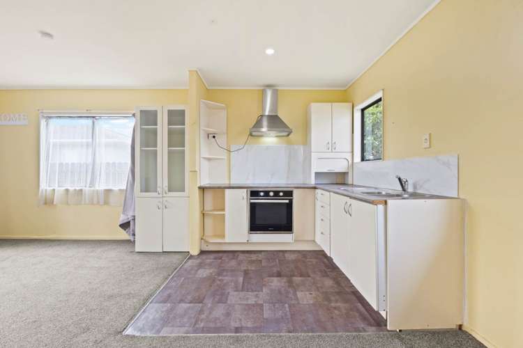 1/53 Maplesden Drive Clendon Park_5
