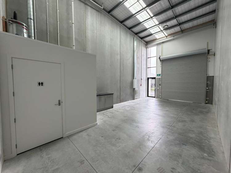 22/90a Hobsonville Road Hobsonville_2